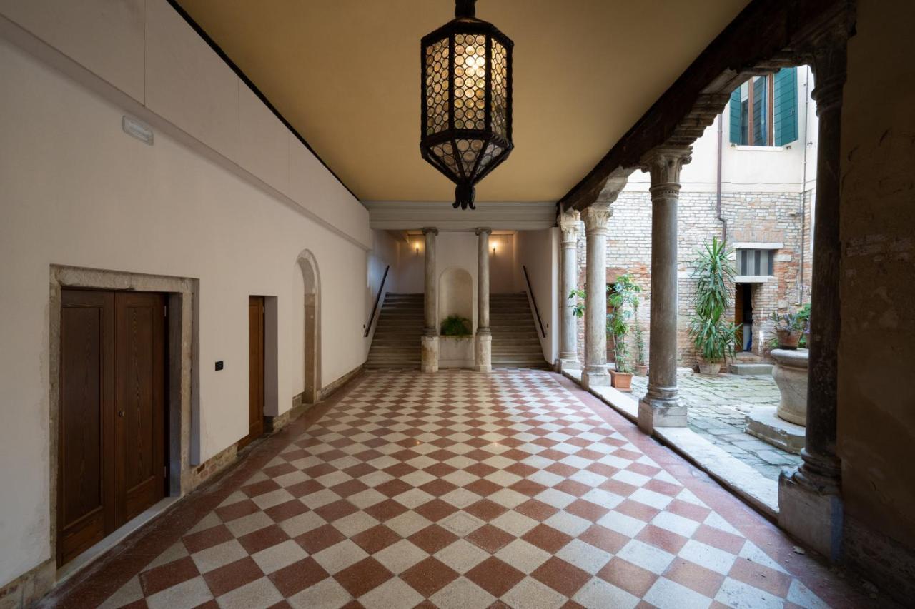 Ca' Longo Palace Damasco Venice Luaran gambar