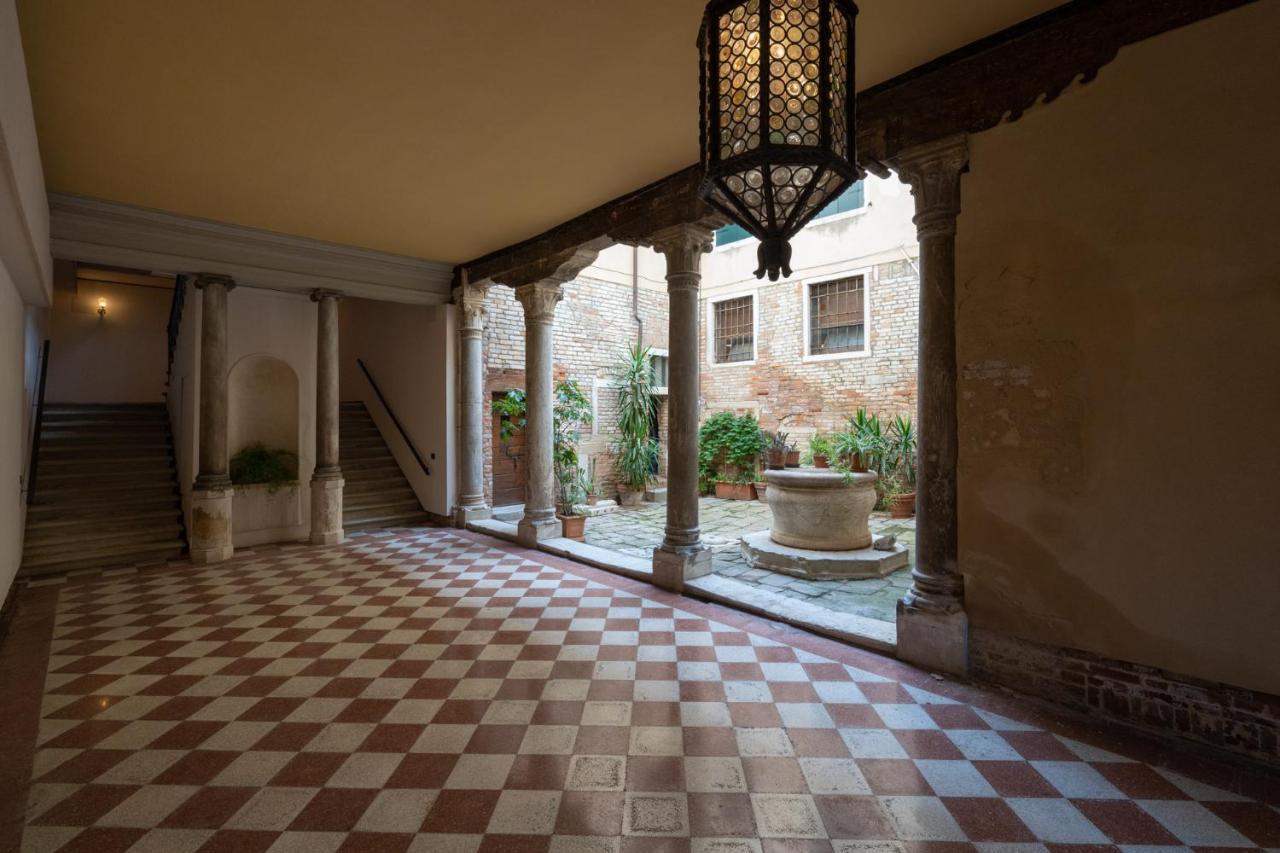 Ca' Longo Palace Damasco Venice Luaran gambar